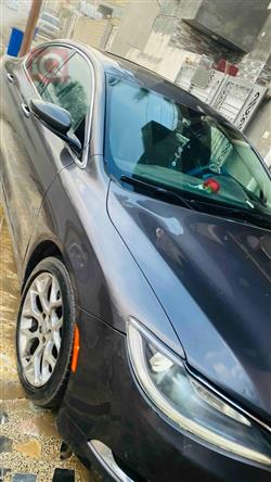 Chrysler 200
